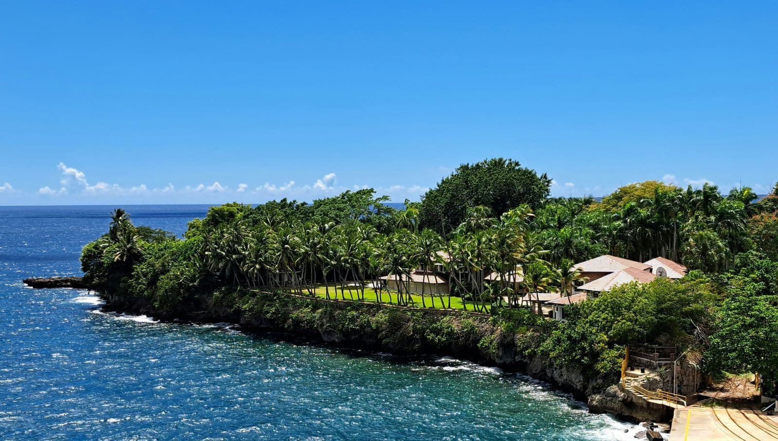 Oceanfront peninsula estate in the Dominican Republic